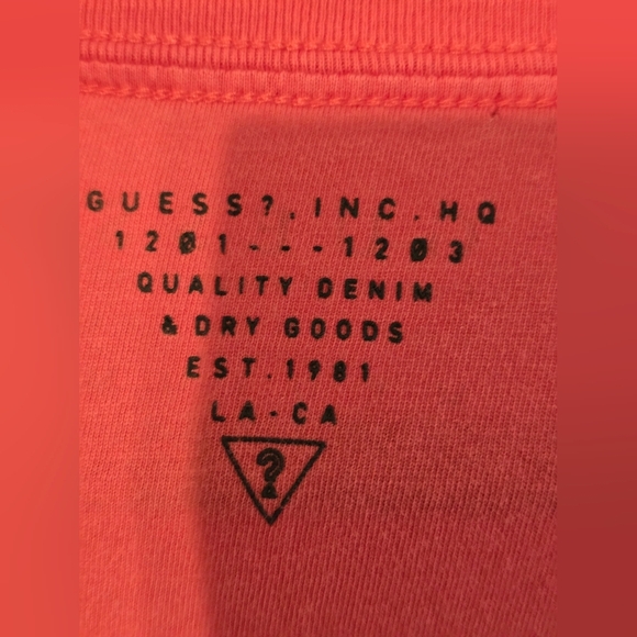 Guess Men’s “Sinful Club” Graphic Tee – Red – Size M - Picture 4 of 6